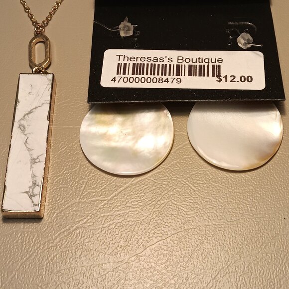 3 pc jewelry lot - marble tones w/ gold tone necklaces & shell earrings - NWT - - Picture 8 of 13